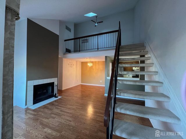 9207 Tamarron Drive, Plainsboro, NJ 08536