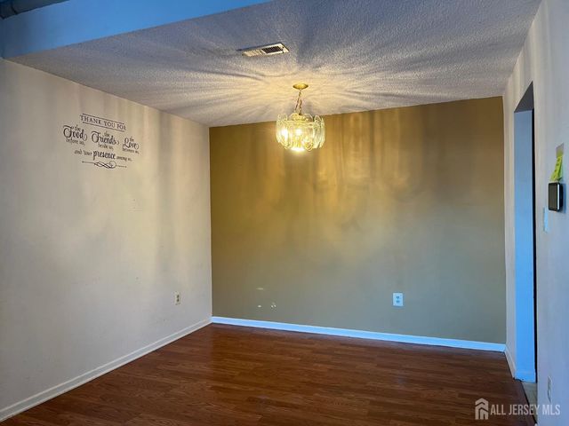 9207 Tamarron Drive, Plainsboro, NJ 08536