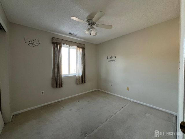 9207 Tamarron Drive, Plainsboro, NJ 08536