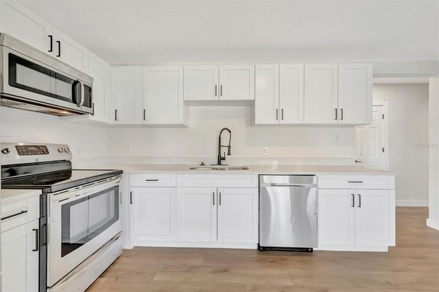 609 25TH AVENUE W, Bradenton, FL 34205