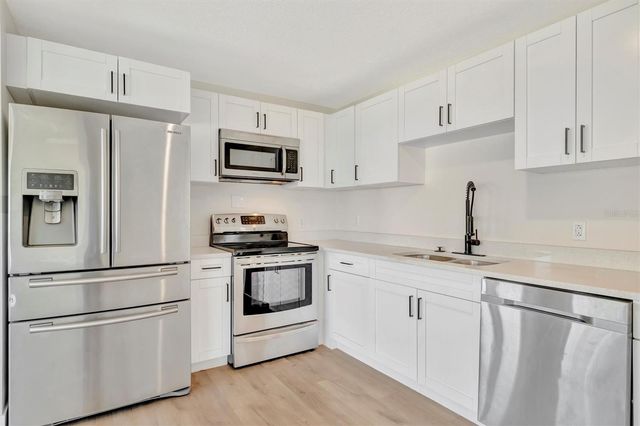 609 25TH AVENUE W, Bradenton, FL 34205