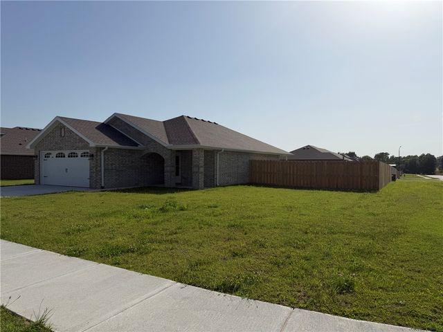 3708 N Wiley Drive, Siloam Springs, AR 72761