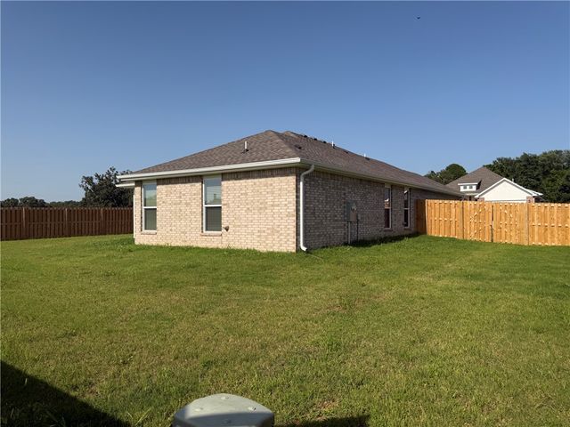 3708 N Wiley Drive, Siloam Springs, AR 72761