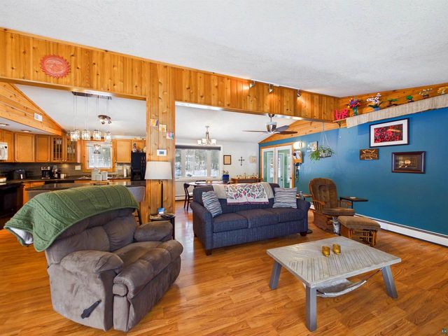 10719 N Oak Ridge Dr, Hayward, WI 54843