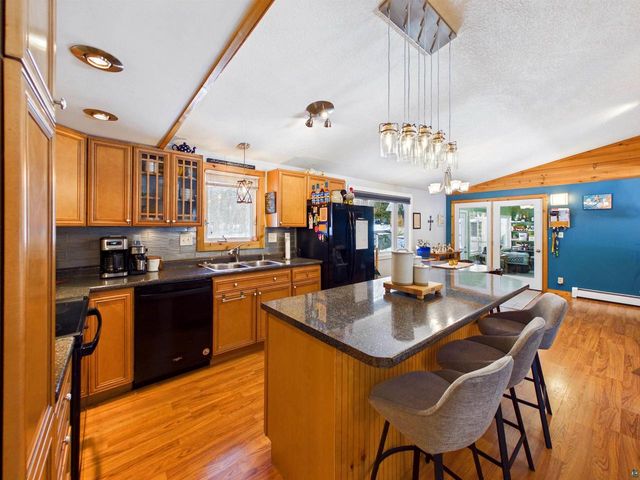 10719 N Oak Ridge Dr, Hayward, WI 54843