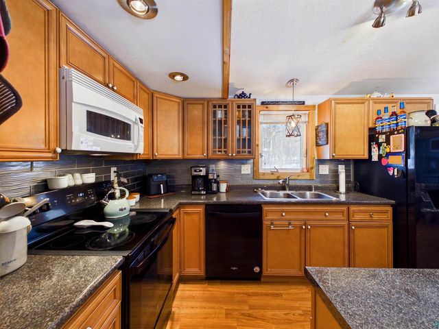 10719 N Oak Ridge Dr, Hayward, WI 54843