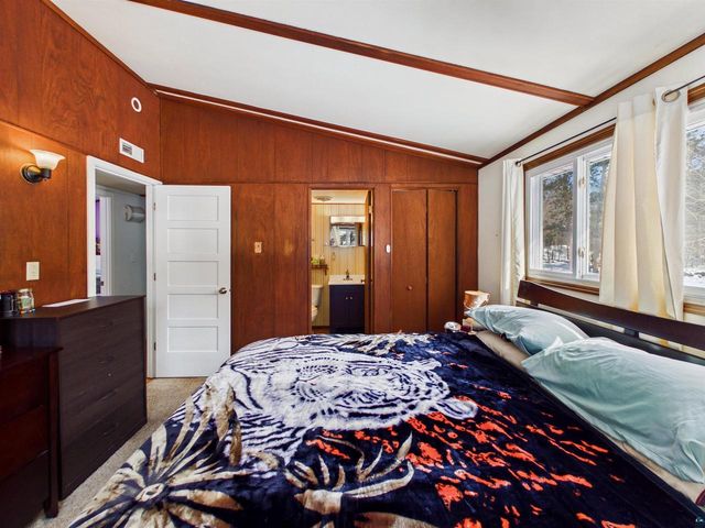 10719 N Oak Ridge Dr, Hayward, WI 54843