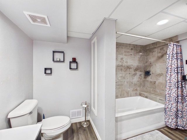 10719 N Oak Ridge Dr, Hayward, WI 54843