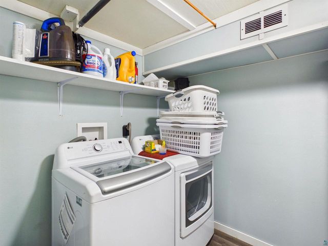 10719 N Oak Ridge Dr, Hayward, WI 54843