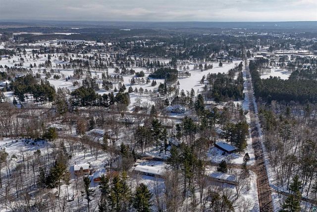 10719 N Oak Ridge Dr, Hayward, WI 54843