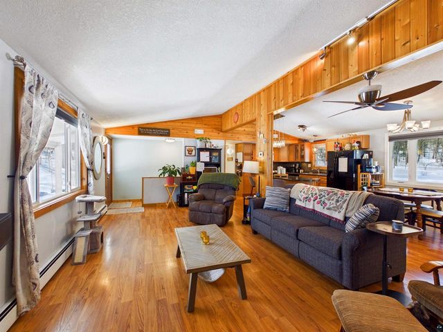 10719 N Oak Ridge Dr, Hayward, WI 54843