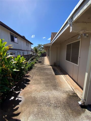 94-30 Mahau Place, Mililani, HI 96789