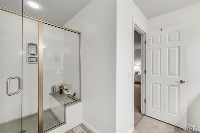 15049 Manor Creek Drive, Chesterfield, MO 63017