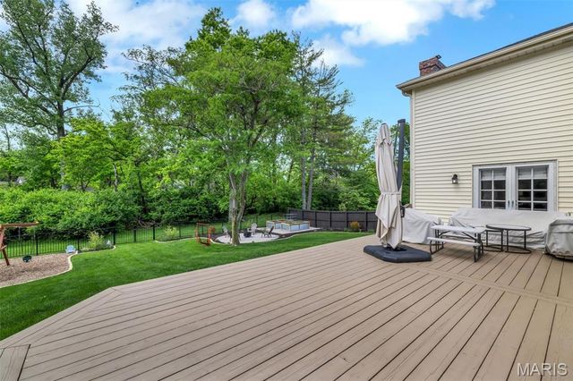 15049 Manor Creek Drive, Chesterfield, MO 63017