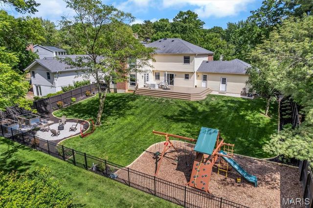 15049 Manor Creek Drive, Chesterfield, MO 63017