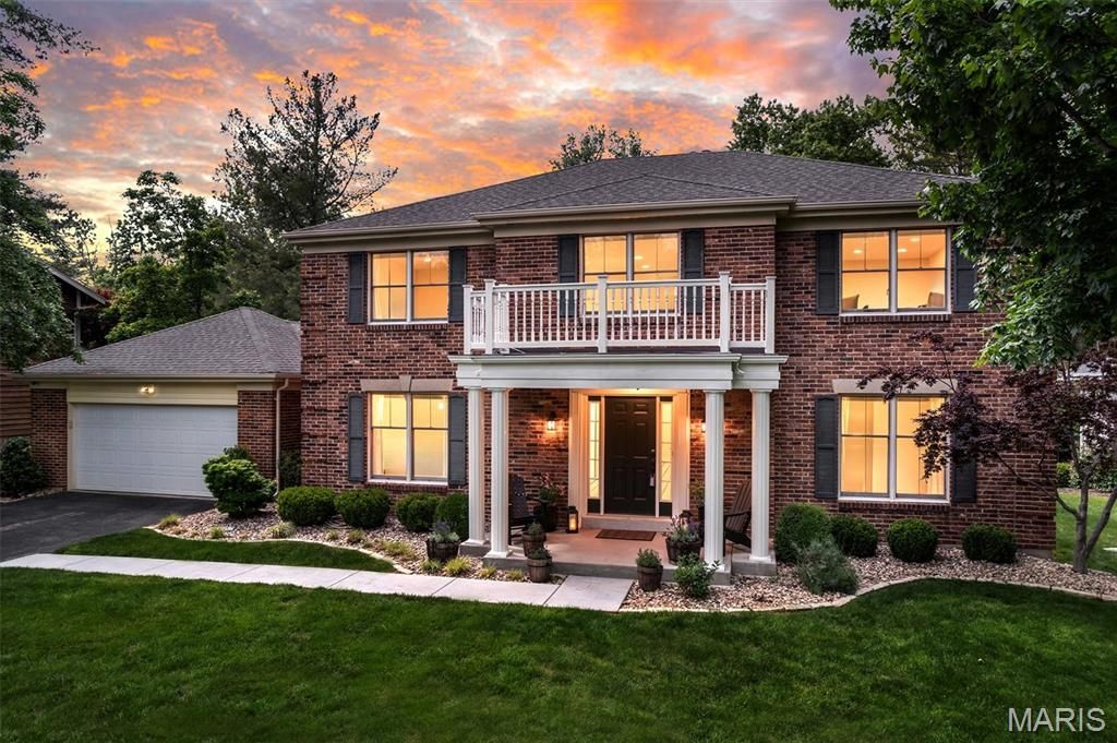 15049 Manor Creek Drive, Chesterfield, MO 63017