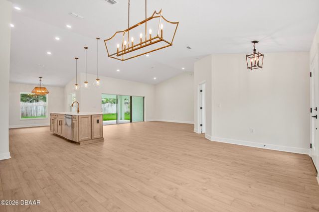 43 Edgewater Drive, Palm Coast, FL 32164