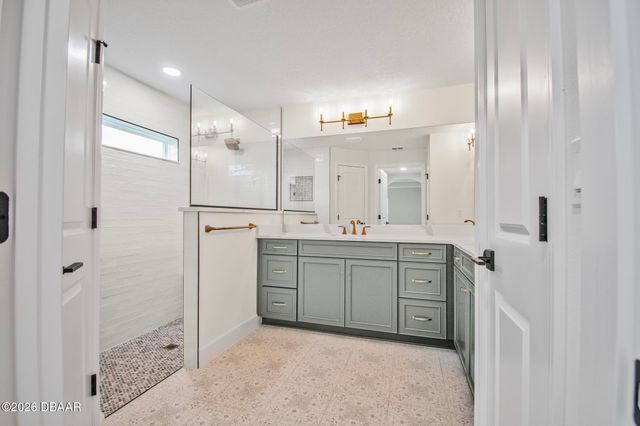 43 Edgewater Drive, Palm Coast, FL 32164