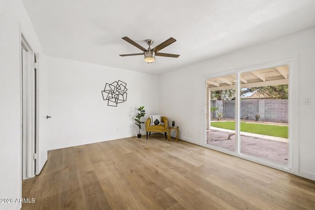 665 W ENID Avenue, Mesa, AZ 85210