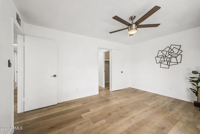 665 W ENID Avenue, Mesa, AZ 85210