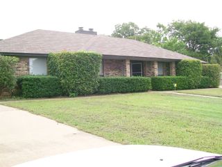 7457 N College Circle, North Richland Hills, TX 76180
