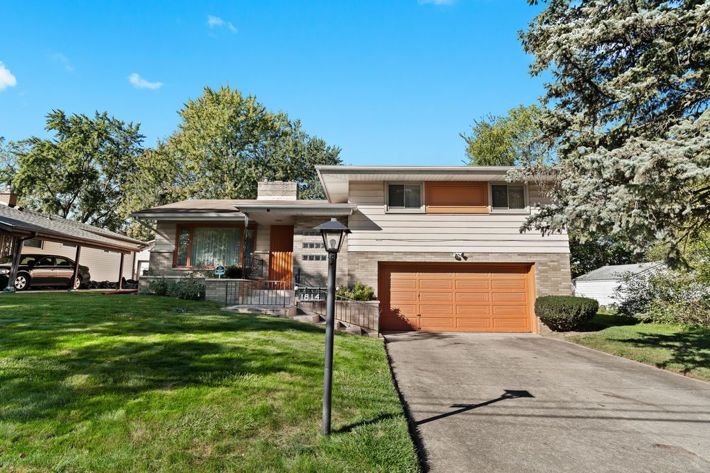 1814 McPhail Street, Flint, MI 48503