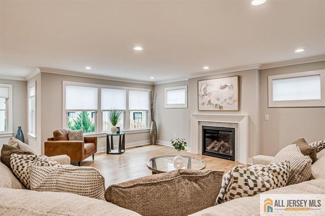 569 Riverside Drive, Princeton, NJ 08540