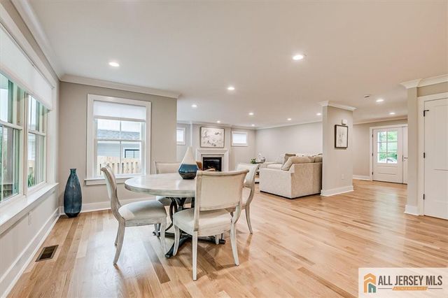 569 Riverside Drive, Princeton, NJ 08540