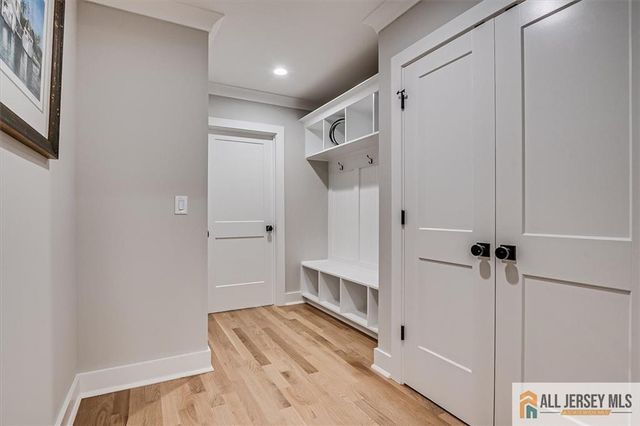 569 Riverside Drive, Princeton, NJ 08540