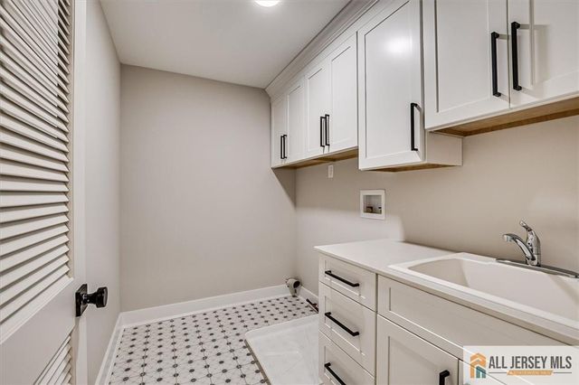 569 Riverside Drive, Princeton, NJ 08540