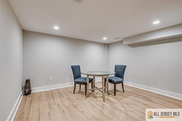 569 Riverside Drive, Princeton, NJ 08540