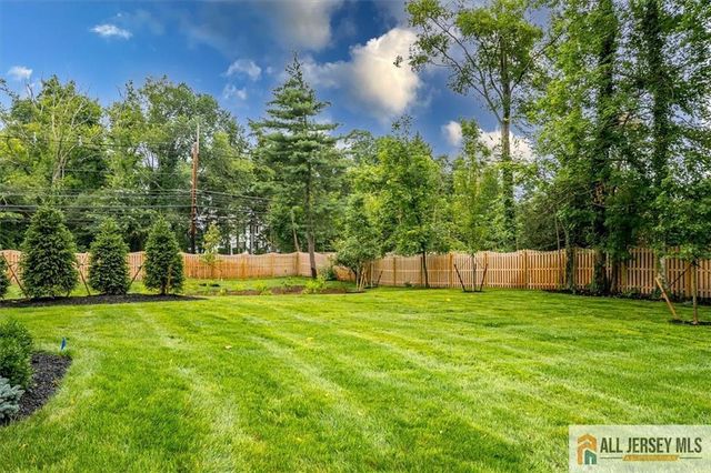 569 Riverside Drive, Princeton, NJ 08540