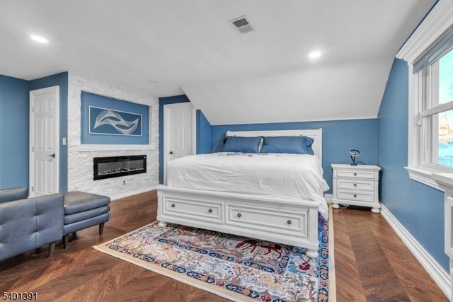 33 Highland Ave, Maplewood Twp., NJ 07040