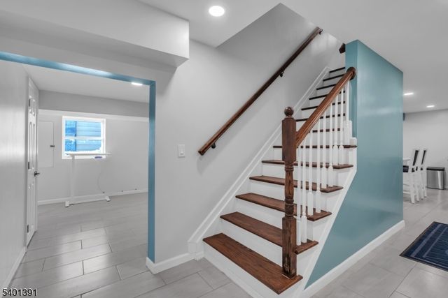 33 Highland Ave, Maplewood Twp., NJ 07040