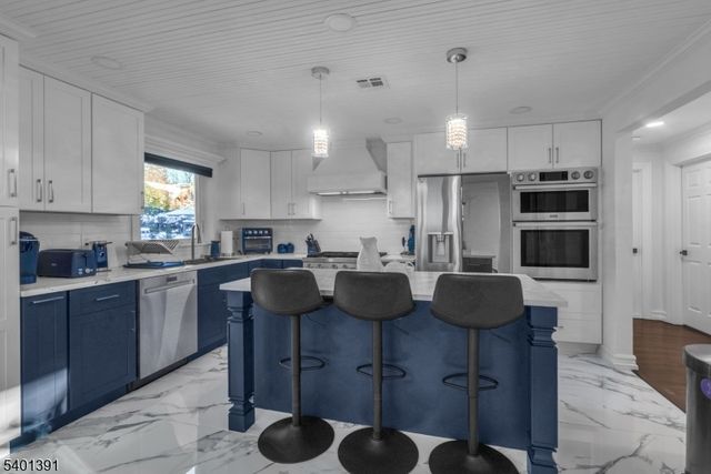 33 Highland Ave, Maplewood Twp., NJ 07040