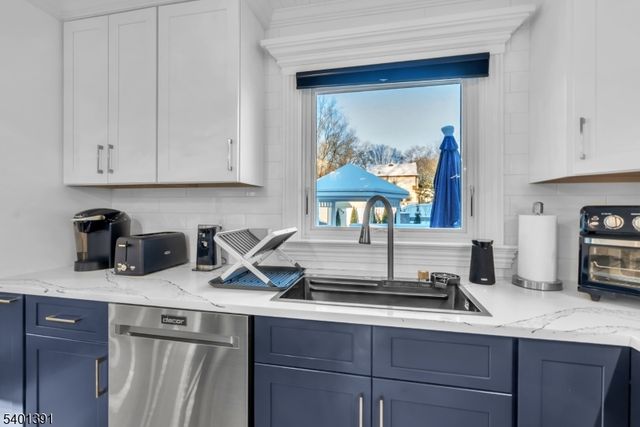 33 Highland Ave, Maplewood Twp., NJ 07040