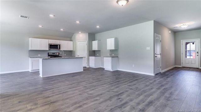 8120 Caden Lane, Iowa, LA 70647