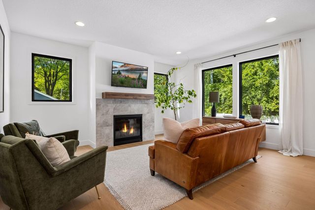 18806 South Lane, Minnetonka, MN 55345