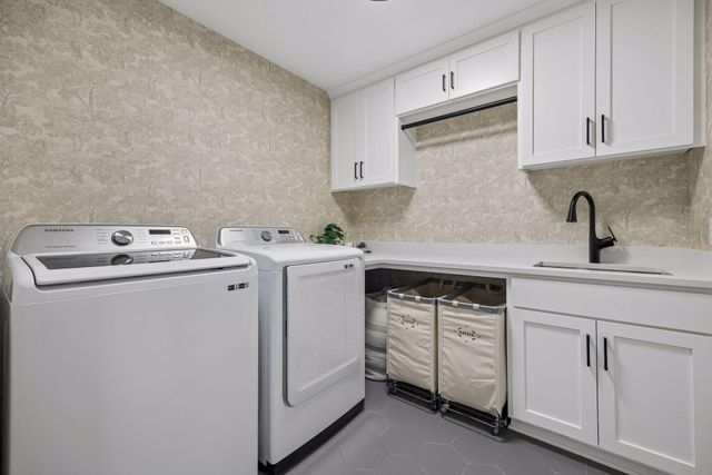 18806 South Lane, Minnetonka, MN 55345