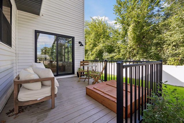 18806 South Lane, Minnetonka, MN 55345