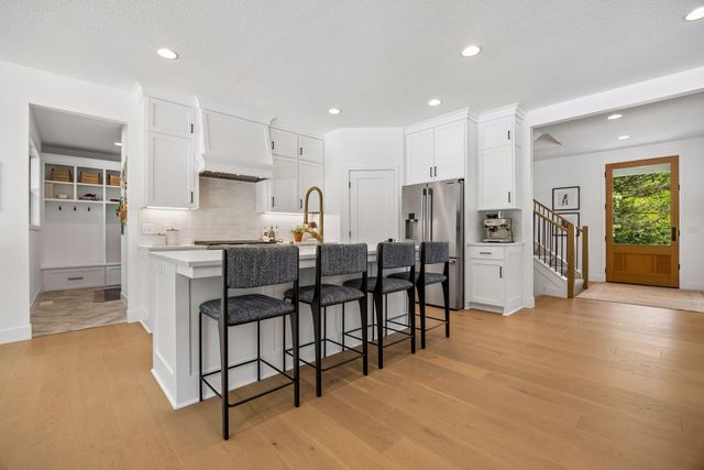18806 South Lane, Minnetonka, MN 55345
