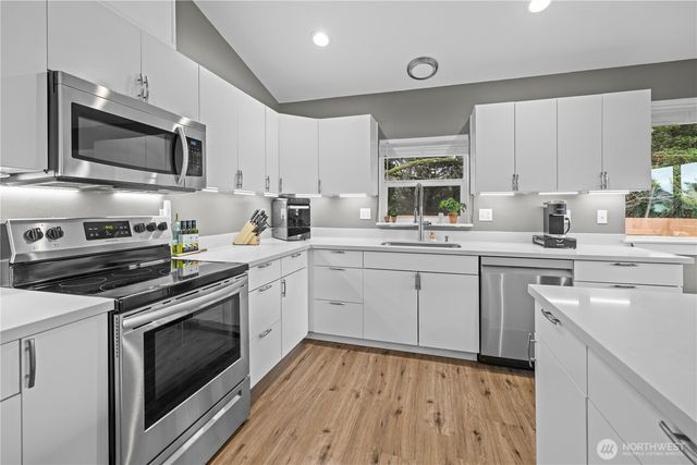 492 Ensign Avenue NW, Ocean Shores, WA 98569