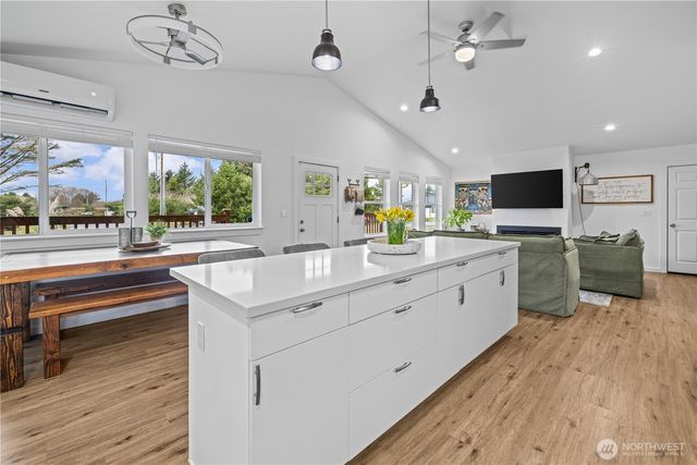 492 Ensign Avenue NW, Ocean Shores, WA 98569