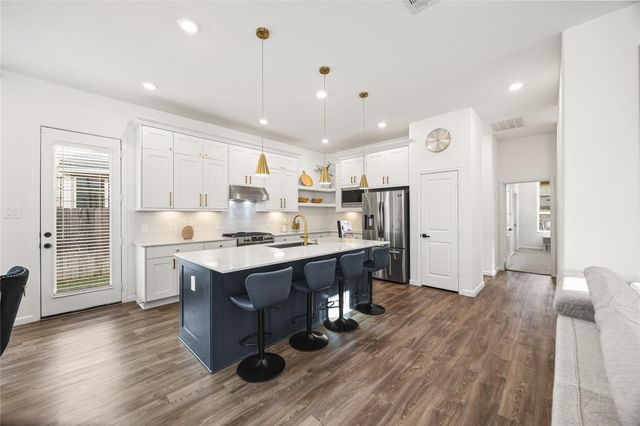 35425 Woodtrace Circle, Pinehurst, TX 77362