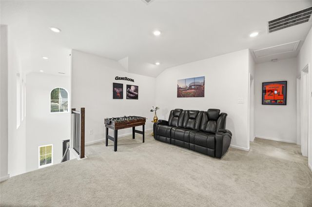 35425 Woodtrace Circle, Pinehurst, TX 77362