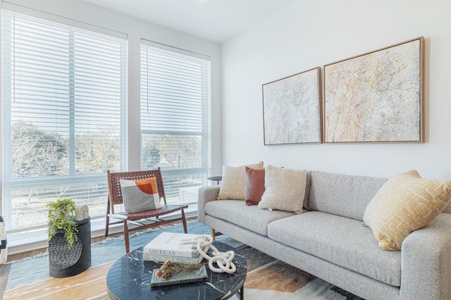 10505 Deerwood Road 322, Houston, TX 77042