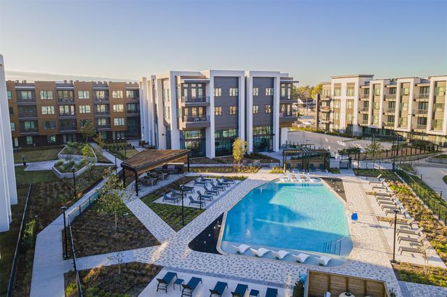 10505 Deerwood Road 322, Houston, TX 77042