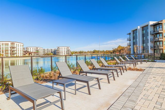 10505 Deerwood Road 322, Houston, TX 77042