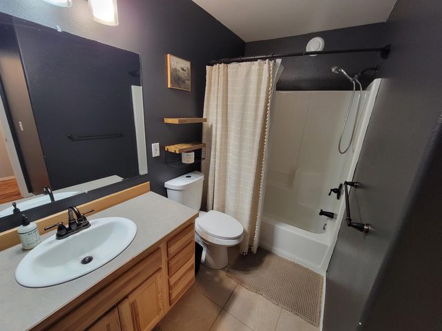 3208 NATE CIRCLE, North Pole, AK 99705