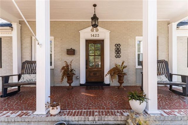 1423 Pine Valley Loop, Fayetteville, NC 28305